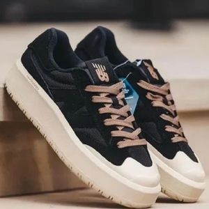 NEW BALANCE CT302 BLACK WITH CALM TAUPE